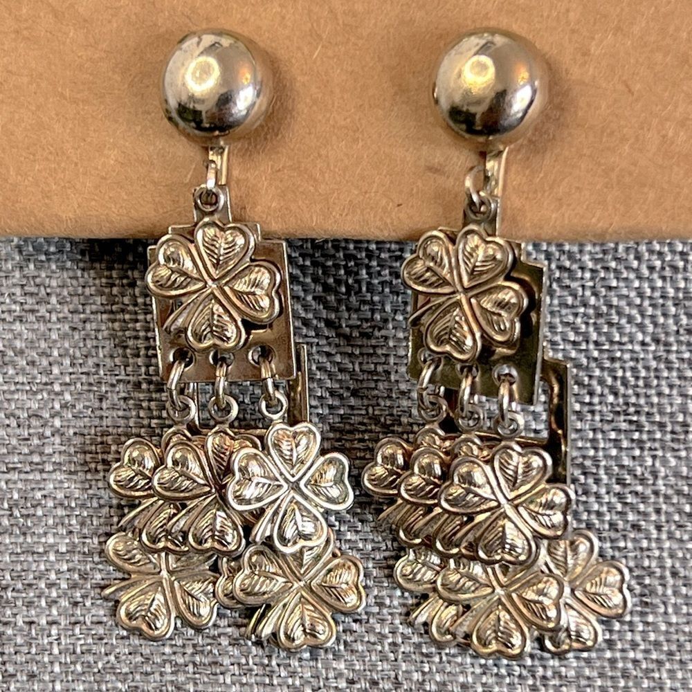 Fun and Unique Vintage Gold Tone Four Leaf Clover Dangle Earrings w/ Screw Backs